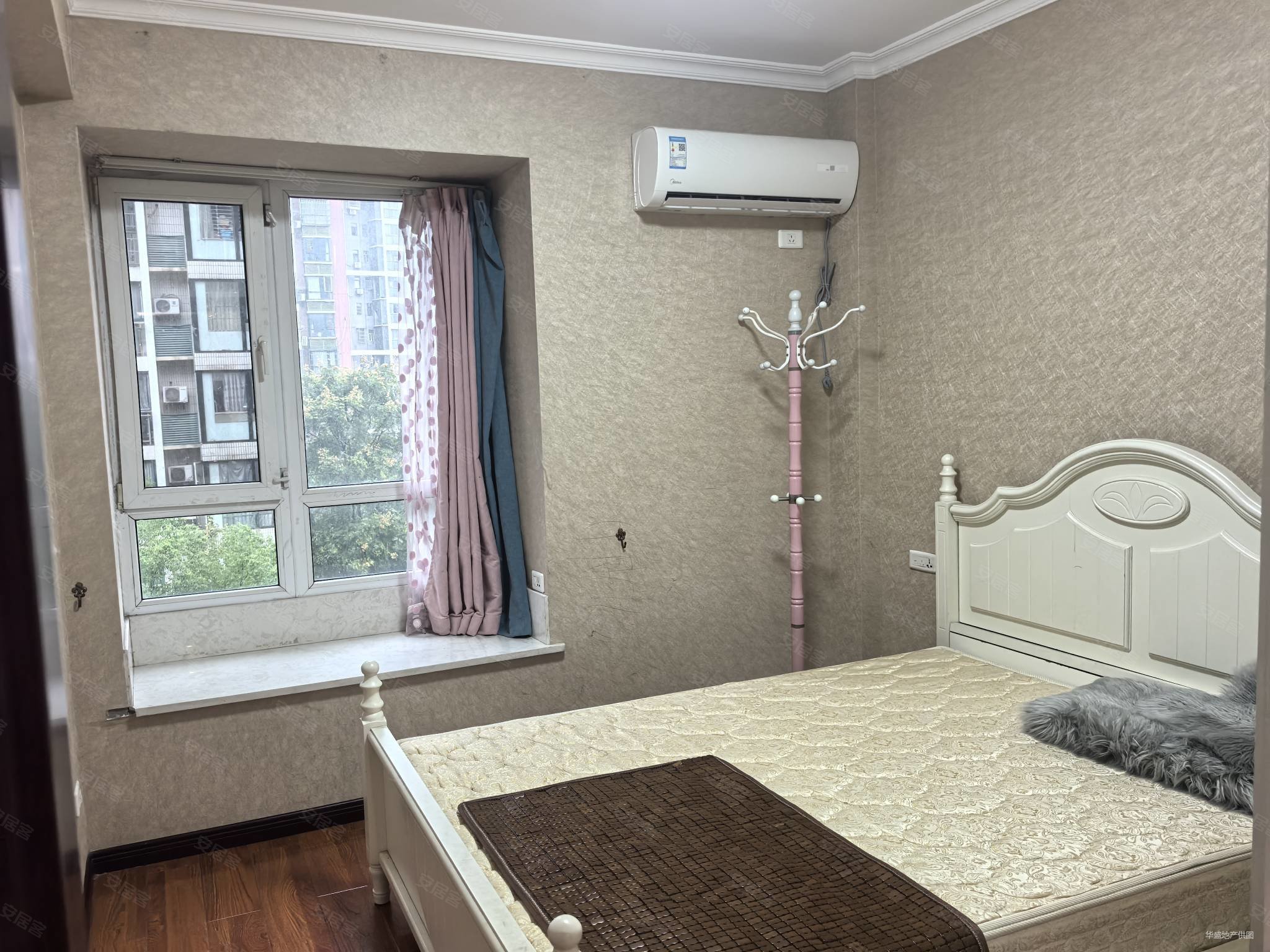 天方百花园2室2厅1卫95.85㎡南北38万