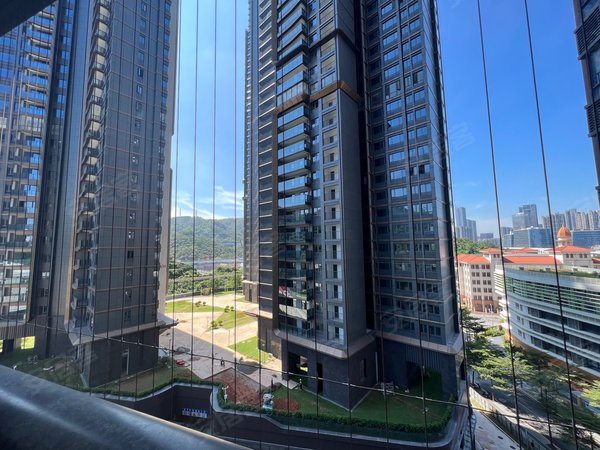 深圳南山大学城京基御领公馆京基御景峯 单间 全齐 看小区花园 安静