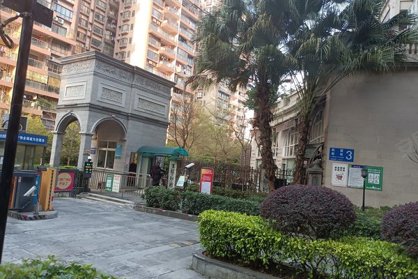 中房翡翠园(一期别墅)周边房产中介经纪人评价-南宁安居客