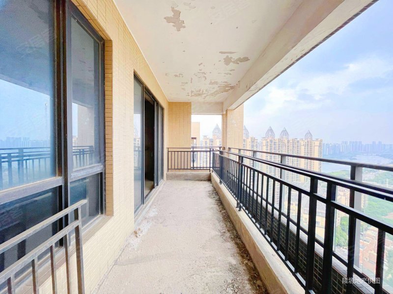 惠州房产网>惠州二手房>惠城二手房>金山湖二手房>方直珑湖湾>800_600