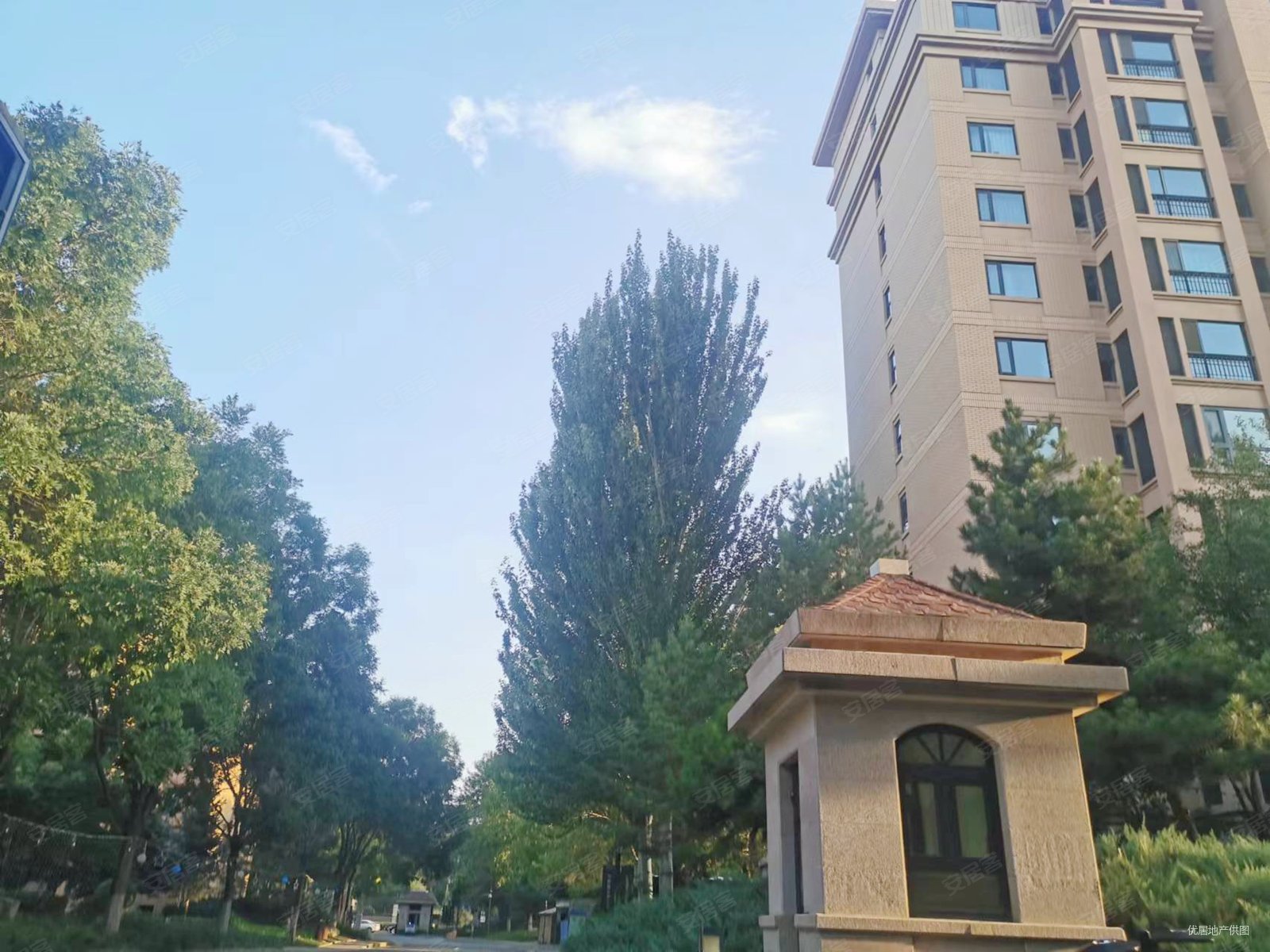 如意区 高端社区 东岸国际一期 河景房 四居好房 带车位仓储