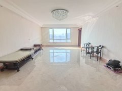 丹东振兴六纬路小学学区新世纪佳园A区,360看江,192平米,4室2卫,精装修出租房源真实图片