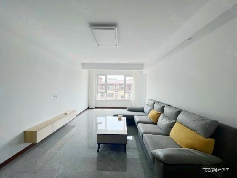 生态城中部 核心位置 通透三室两卫 满足家居需求,贻成学府世家二手房