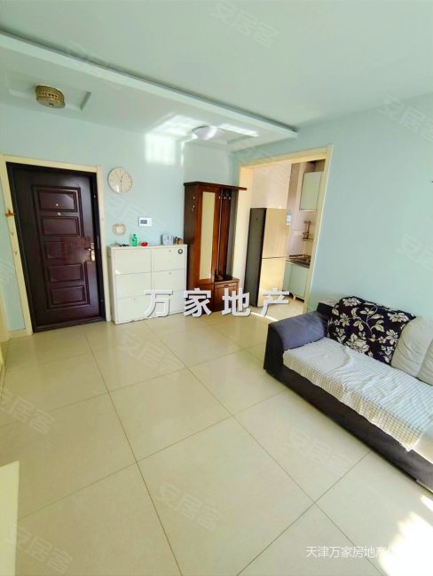 金谊花园低楼层中户两室价格可议装修保持的挺好随时看房