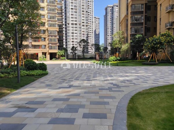 南宁良庆良庆镇合景香悦四季精装三房两厅两卫,新装修未入住过出租