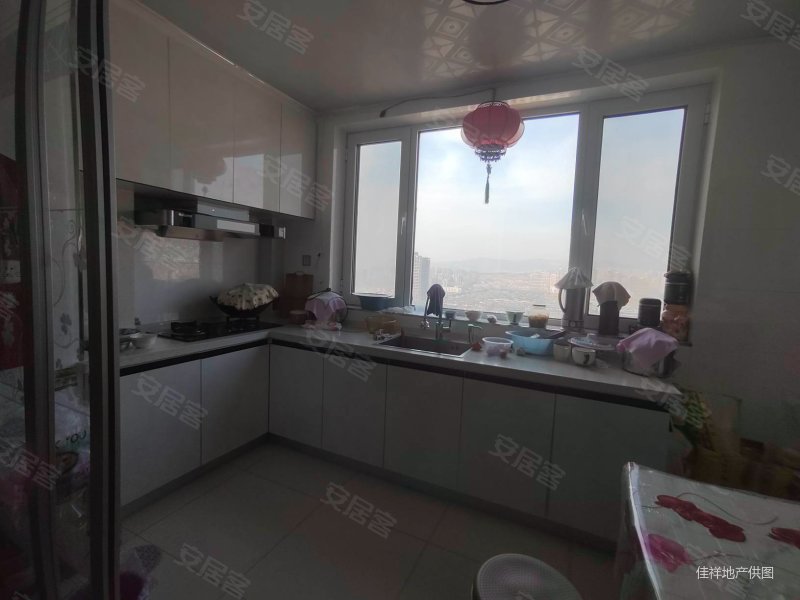 单价7800中心位置精装修和平丽苑房子保持特别好