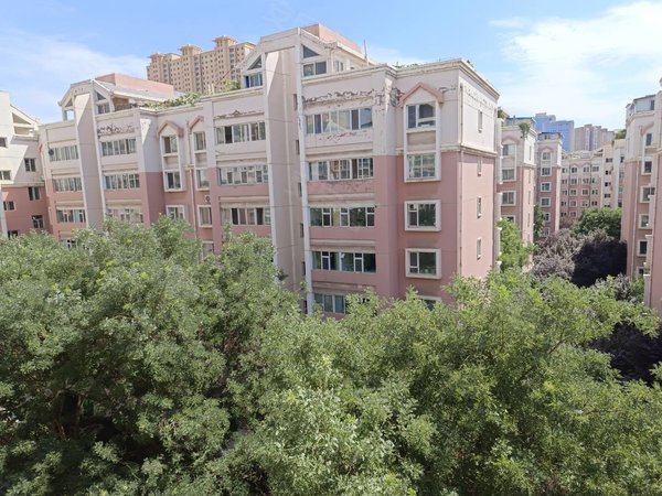 兰州城关雁滩高新区天庆花园小区环境好,温馨舒适!