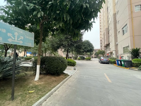 【多图】鑫利华家园,区政府租房,首租 三号线地铁口 新城吾悦广场