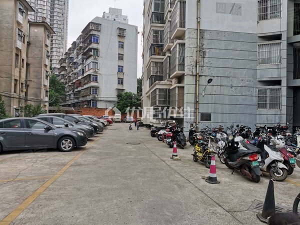 【多图】城市碧园,明秀路租房,职业技术学院精装三房二厅二卫拎包入住