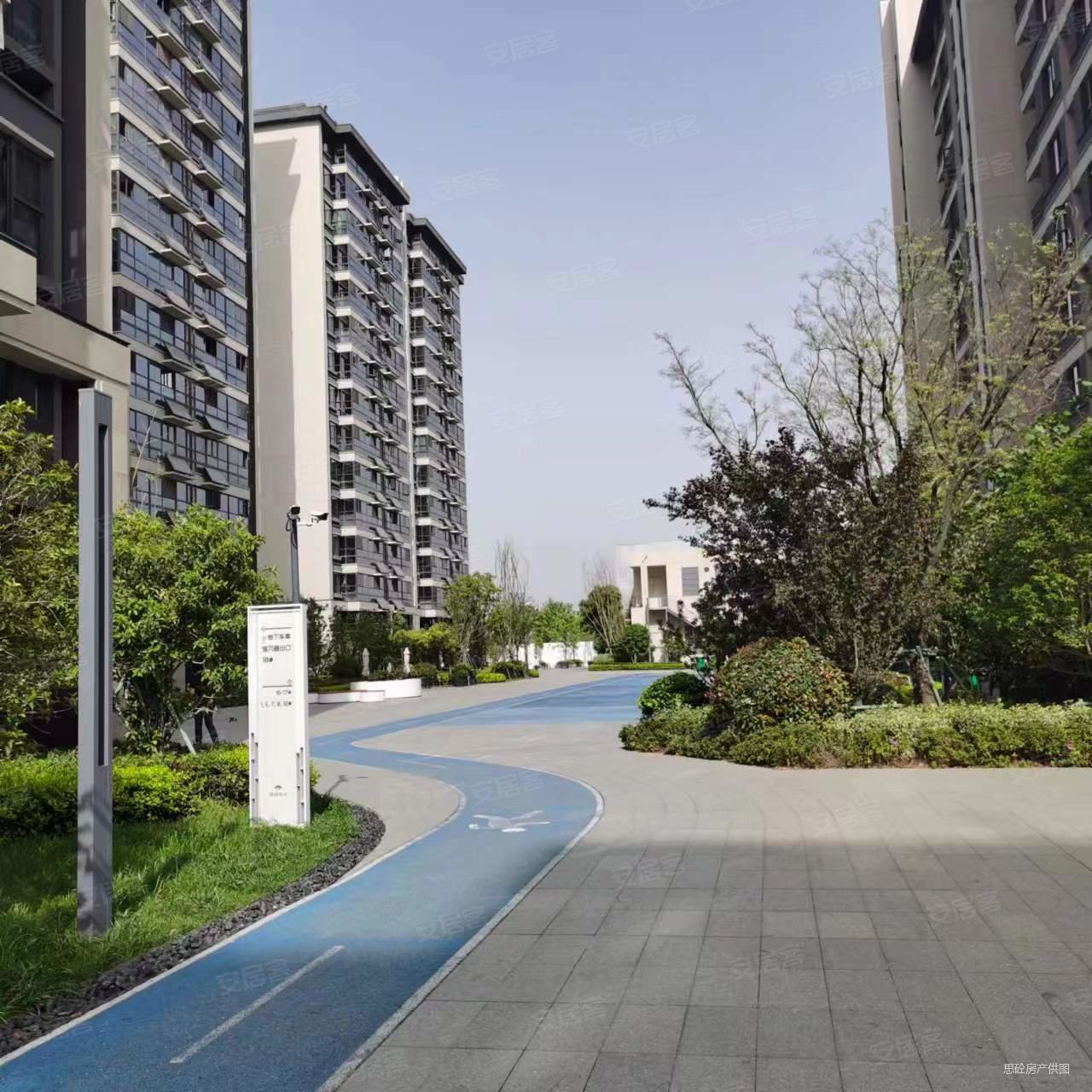 徽创君泊3室2厅2卫118㎡南北298万