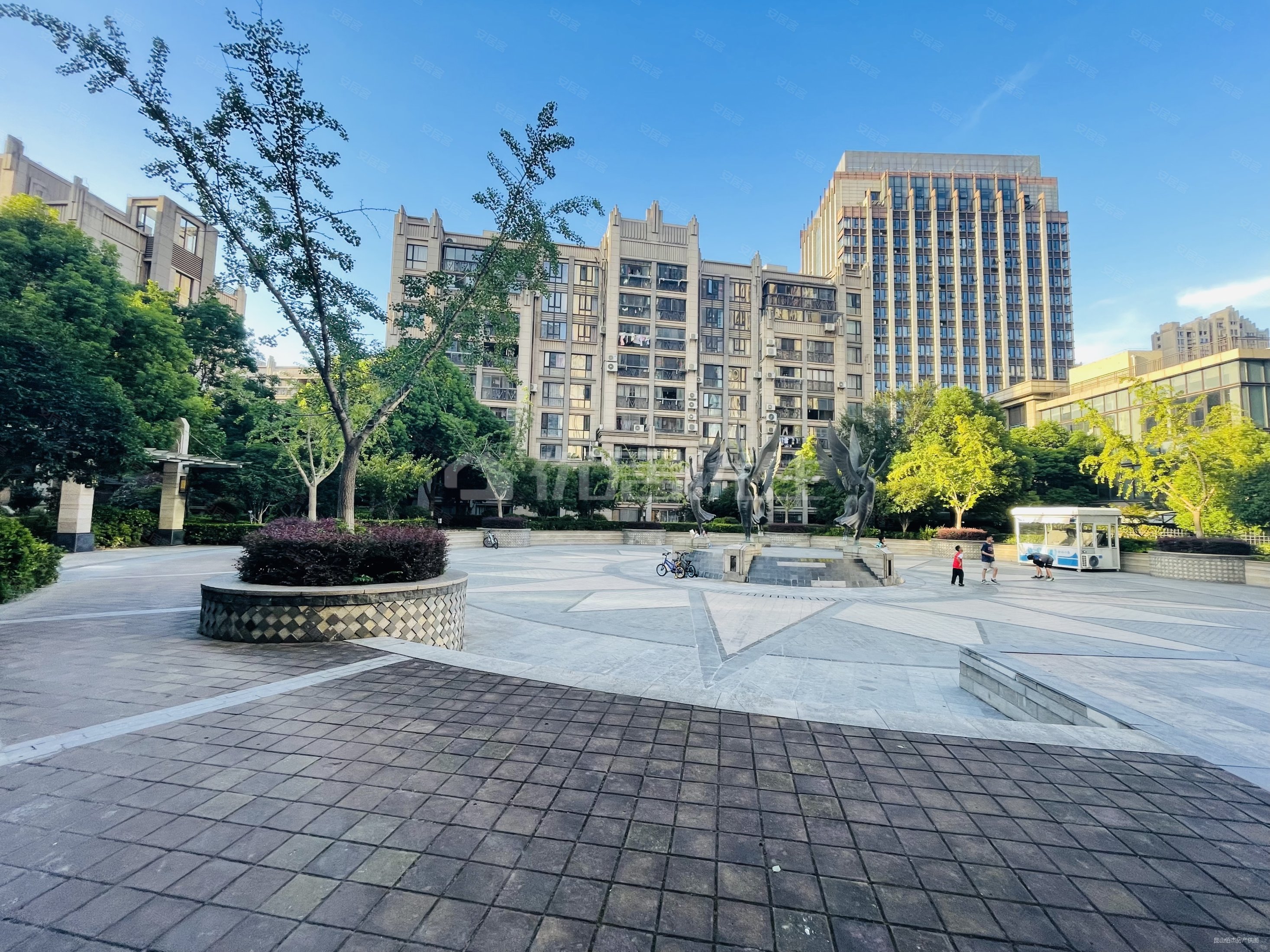 巴比伦国际广场