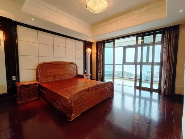 青岛崂山石老人上实海上海香港东路,海景大平层精装套三,上实海上海