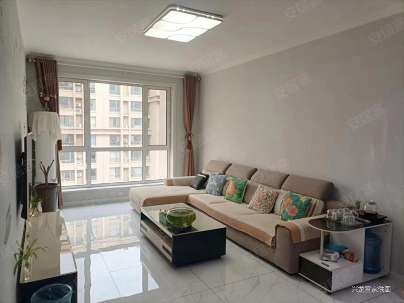 岸上澜湾100平米两室通透户型精装738万