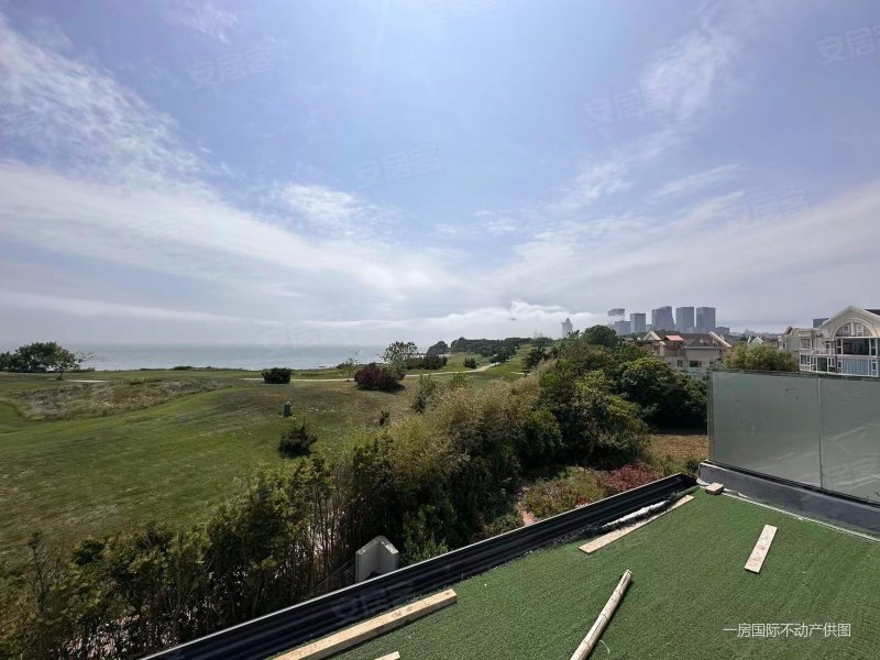 鲁邦悦海豪庭别墅