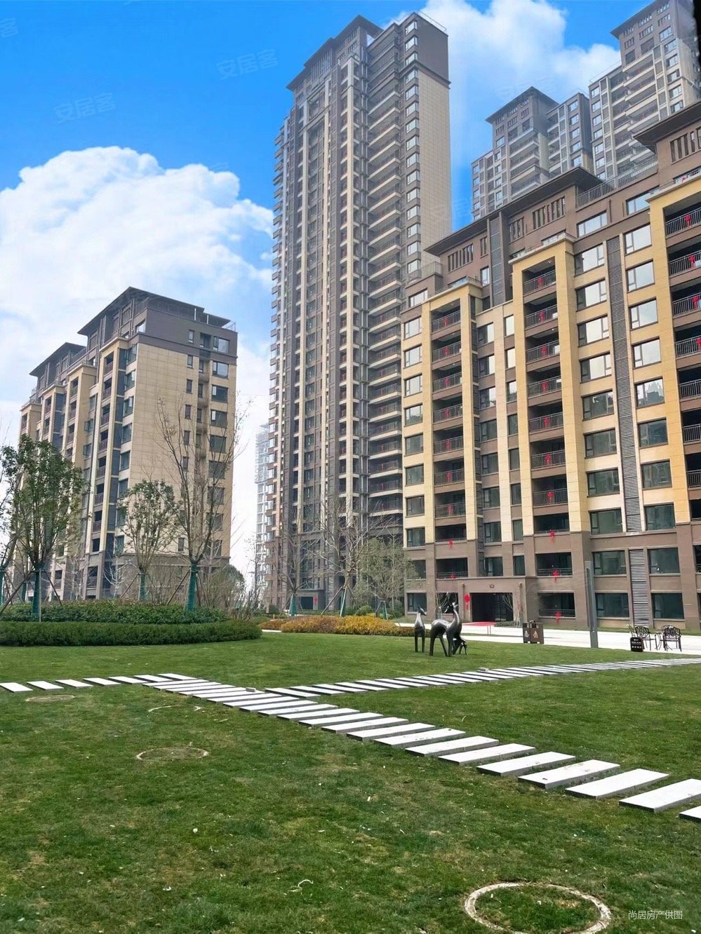 建业城(周口)3室2厅2卫112㎡南北54万