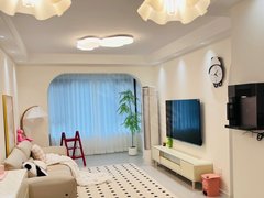 商丘睢阳日月湖万达附近绿地城6区日月湖附近沟通满意后协商看房装修满意签约住出租房源真实图片