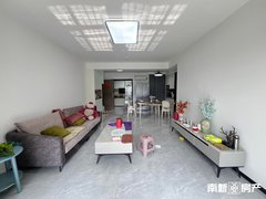 龙海城区龙海城区从来没想过会介绍到这套房子 正因如此那就现场来看看吧联发君临出租房源真实图片