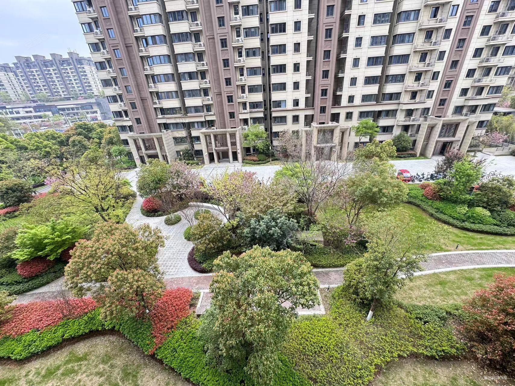 融信99飞机 的楼层 仲戒斐12888 换房诚售 可谈,融筑儒林花园二手房