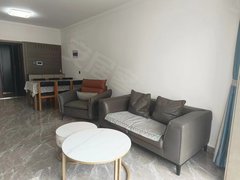 鄂尔多斯东胜城南城南 君泰华府 电梯 两室 配置齐全 拎包入住出租房源真实图片