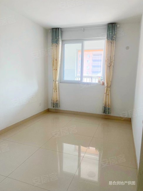 明城花苑辛庄小区拆的140平带车位配套房90可议有钥匙