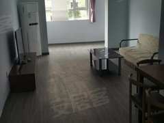 淄博临淄临淄火车站绿茵玫瑰园,2楼电梯房,三居室,可拎包入住月租1000出租房源真实图片