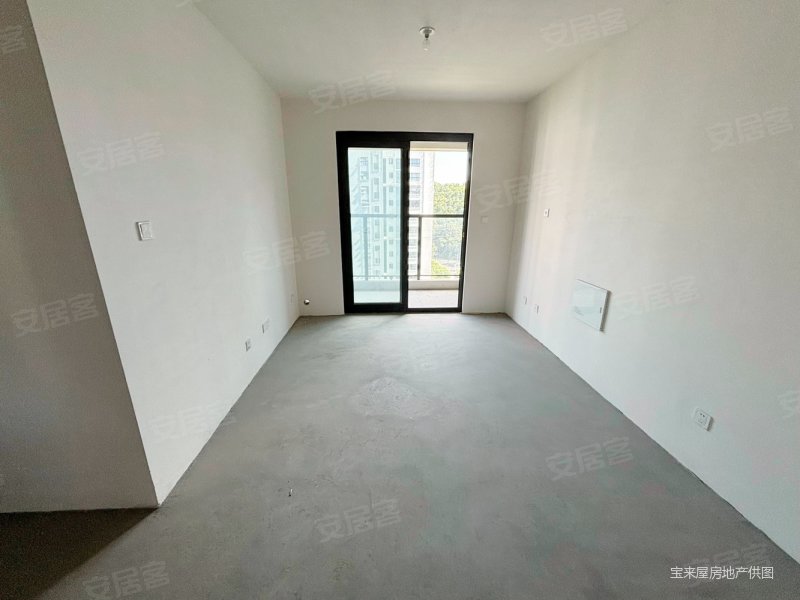 急急急急急 黄浦花园 全新小区 全新毛坯 有钥匙 急售