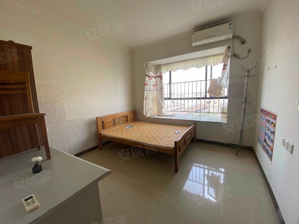 东莞中堂中堂城区华悦名苑周边配套成熟 精装两房干净整洁 拎包入住