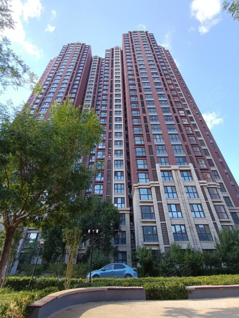 雪莱小镇,洋房三居,一梯两户,格局好,满五  ,随时看房