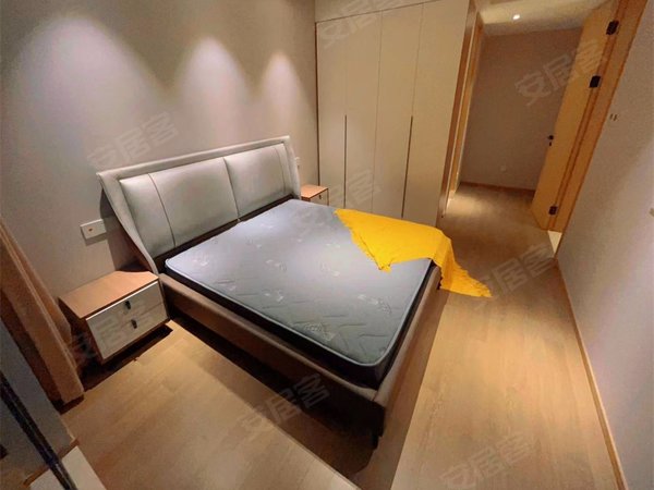 杭州余杭未来科技城仓溢东苑创景路地铁口(无中介,可短租,可月付,家电