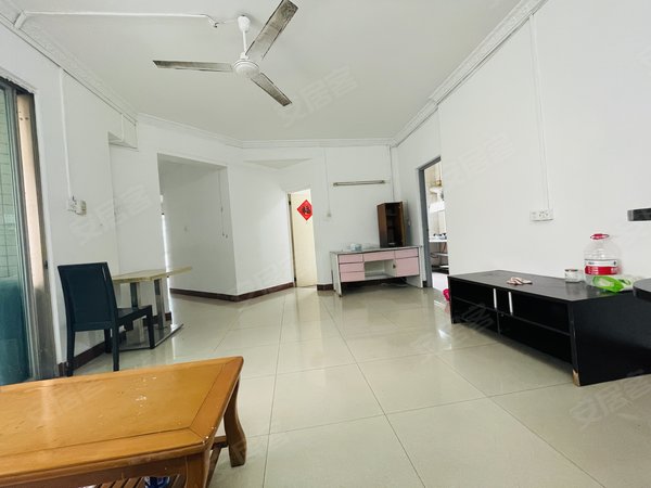 【多图】万华花园,南洲租房,东晓南地铁口 万华花园电梯三房 东南向望