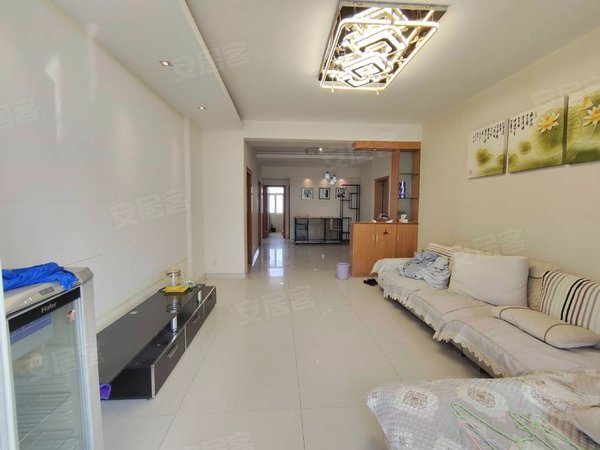 1900元租3室2卫大商汇省中医院旁华都花园a区