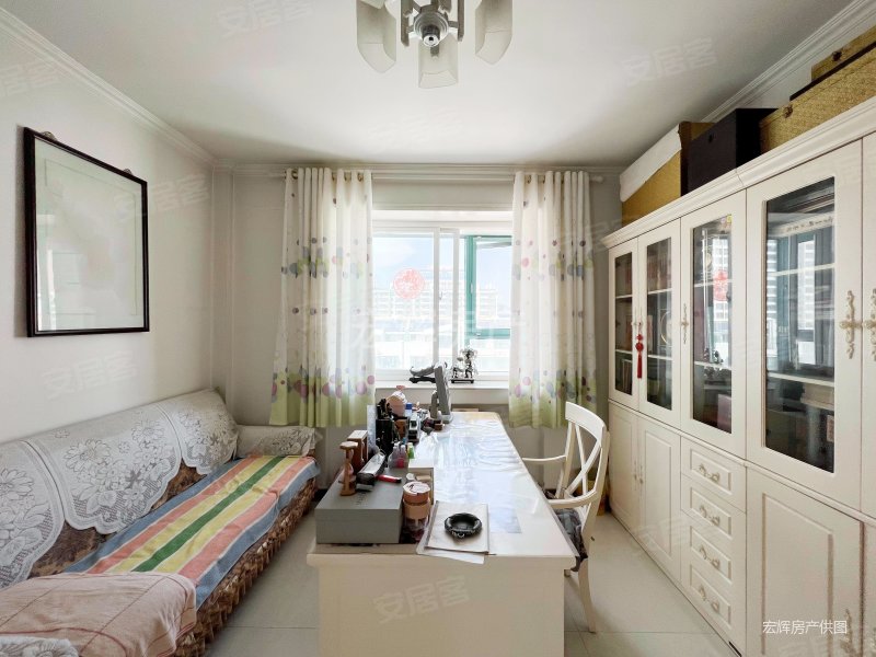 带花园露台科教城二期四室三厅南北通透绿化环境好采光好可谈价