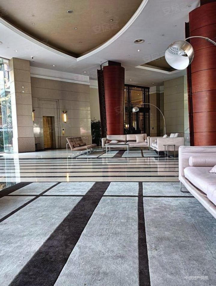 锦麟天地雅苑商住楼