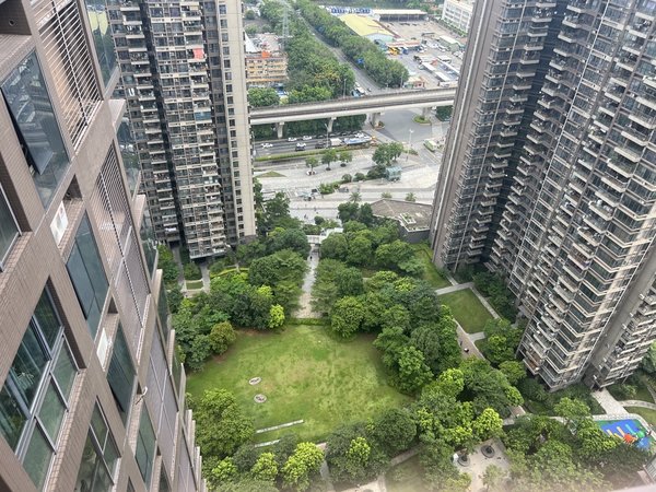 深圳龙岗横岗乐城(一期)乐城大五房 南北通透 看房有钥匙出租房源真实