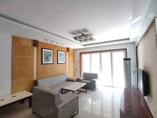 深圳龙岗龙城国际欧景城电梯4房,家电齐,保养可以,看房有钥匙,朝南