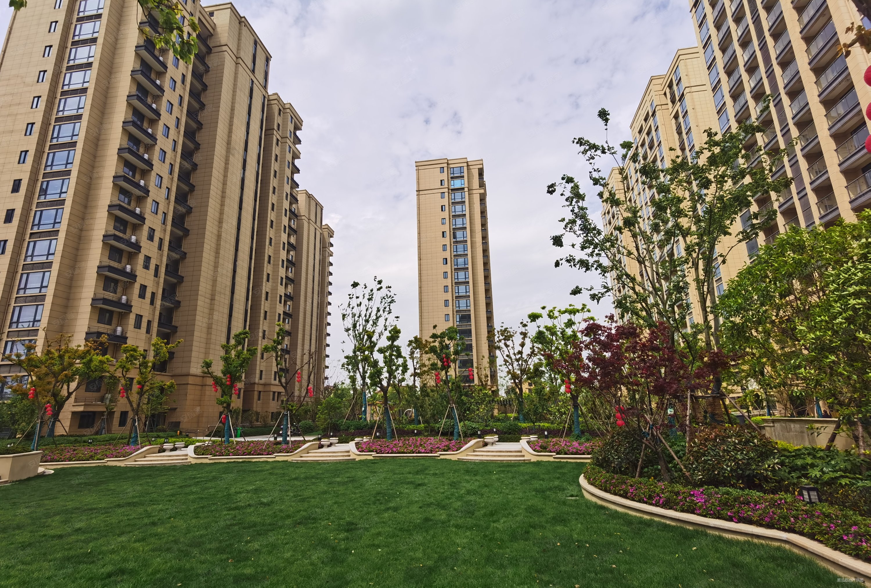 嘉善中都华庭!高鉄站1.5km,精装2室,高端住宅,配套成熟