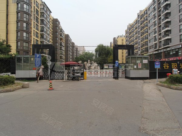 【多图】慧谷阳光,望京租房,近地铁望京东站,板楼四居,房子很干净!