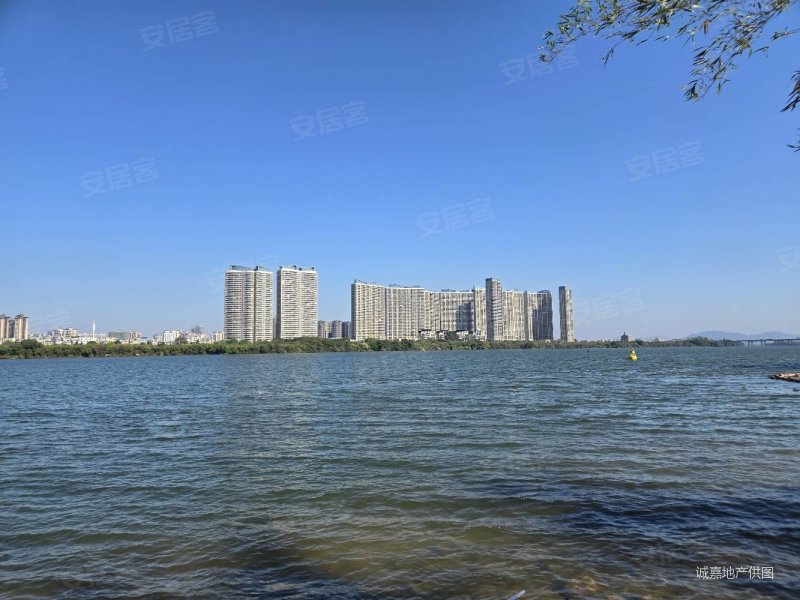 惠州房产网>惠州二手房>惠城二手房>江北滨江区二手房>保利达江湾南岸