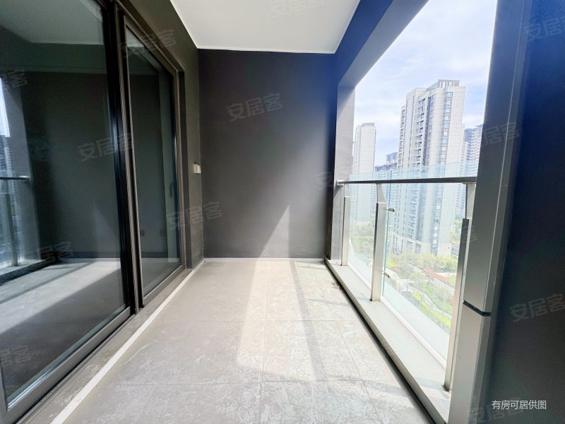 仁恒公园世纪北区大平层江湾雅园精装修没住过正对小区泳池