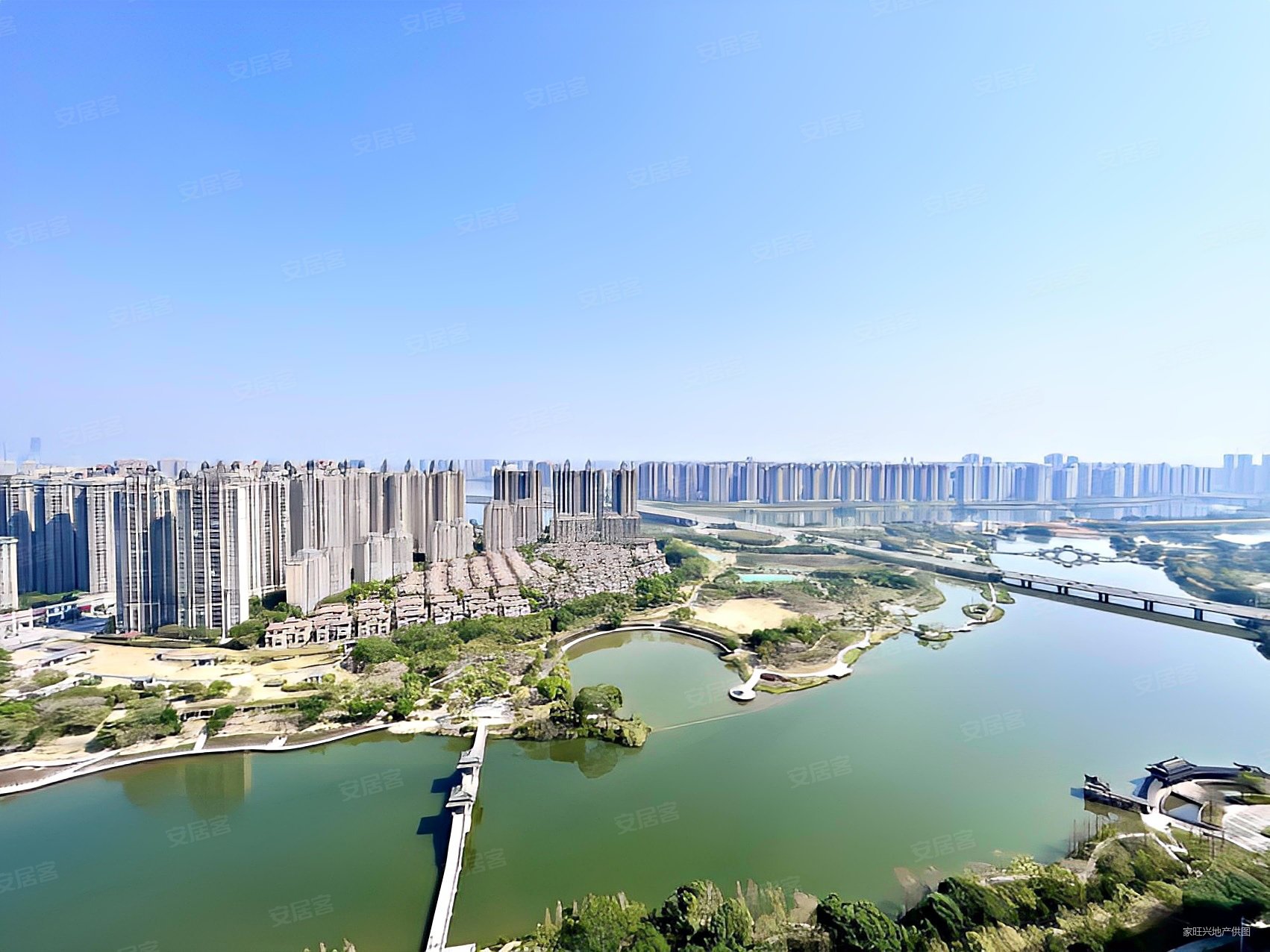 泰丰千花岛5室2厅3卫223.38㎡南北570万