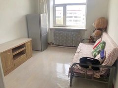 齐齐哈尔铁锋齐齐哈尔站铁路医院下楼就是，东太小区7楼顶，70平，2室1张床，拎包住出租房源真实图片