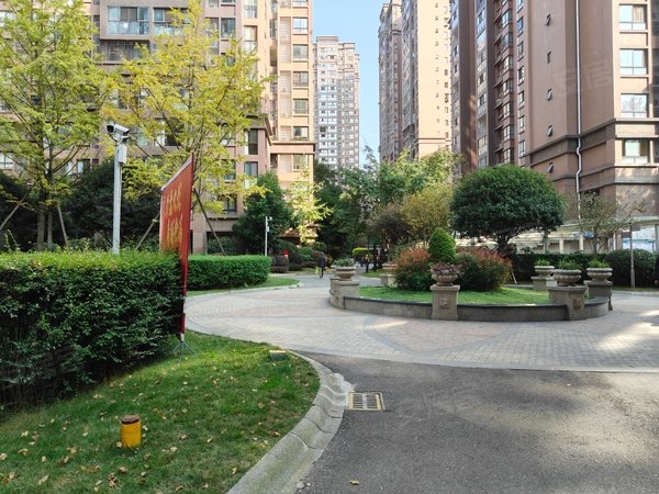 德阳旌阳城南天籁福新上随时看房!