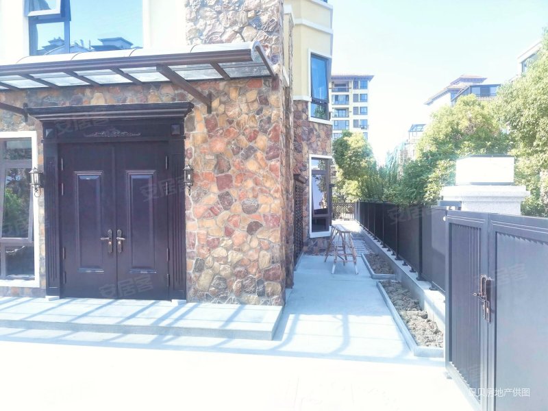 溪香米兰别墅,边户,纯毛坯,看房有钥匙,位置好