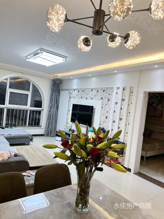 西美花盛 绿城诚园 两室 大客厅  精装不用动  无遮挡楼层