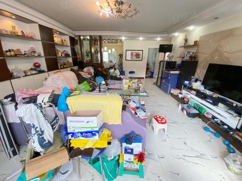 急卖万彩城旁机电裕海141平精装修四房两卫中间楼层南北通透