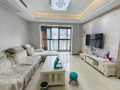 十堰张湾张湾周边实拍图，东风总医院附近电梯，三室两厅，拎包入住出租房源真实图片