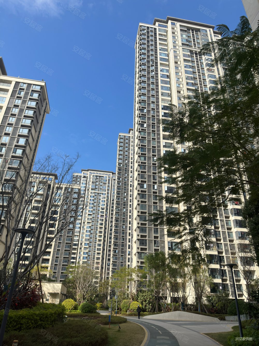 中铁诺德逸都 工业集中区旁 精装两房 看房方便