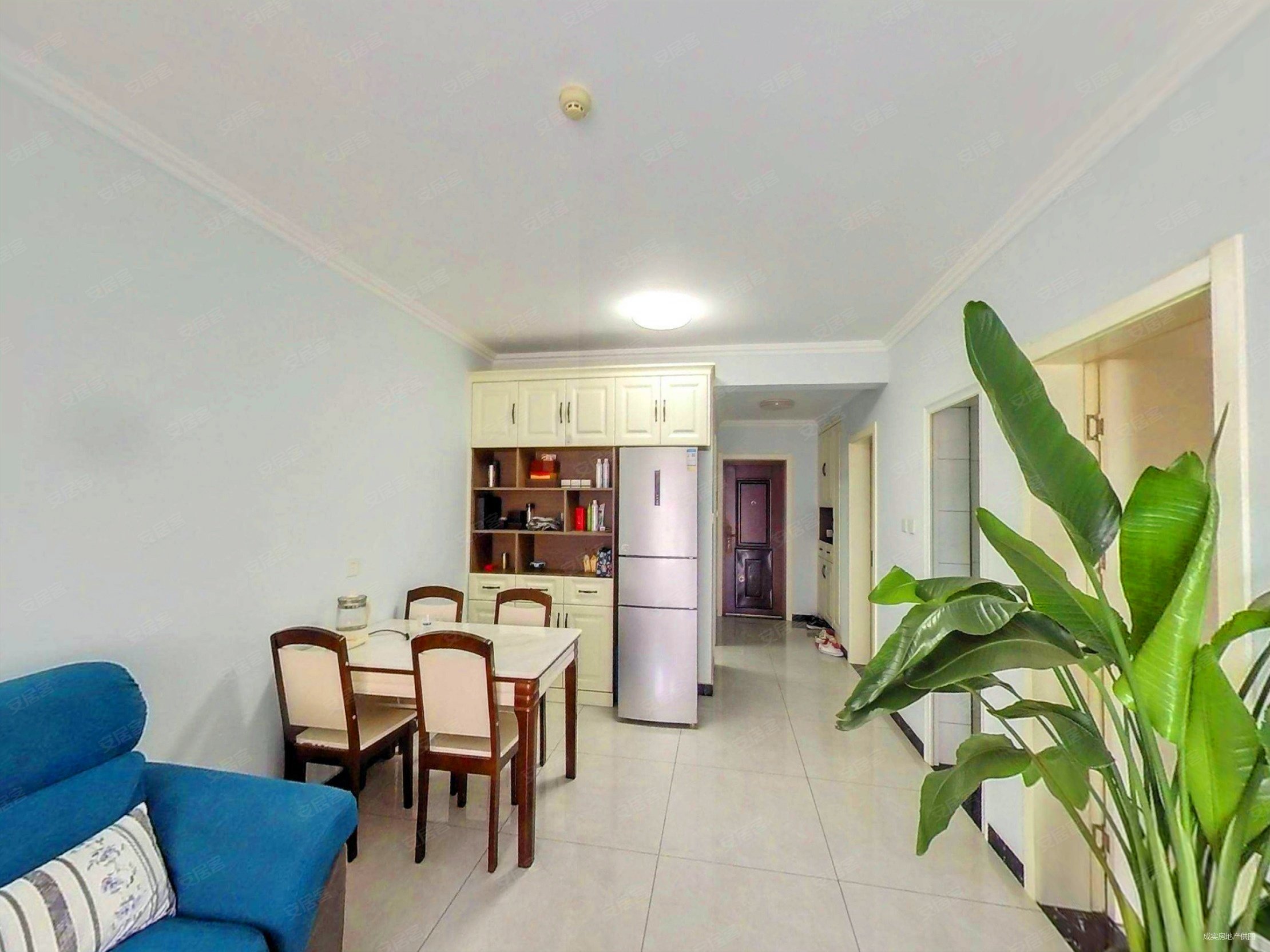 幸福城小三居室  精装修  看房方便  房东诚心出售