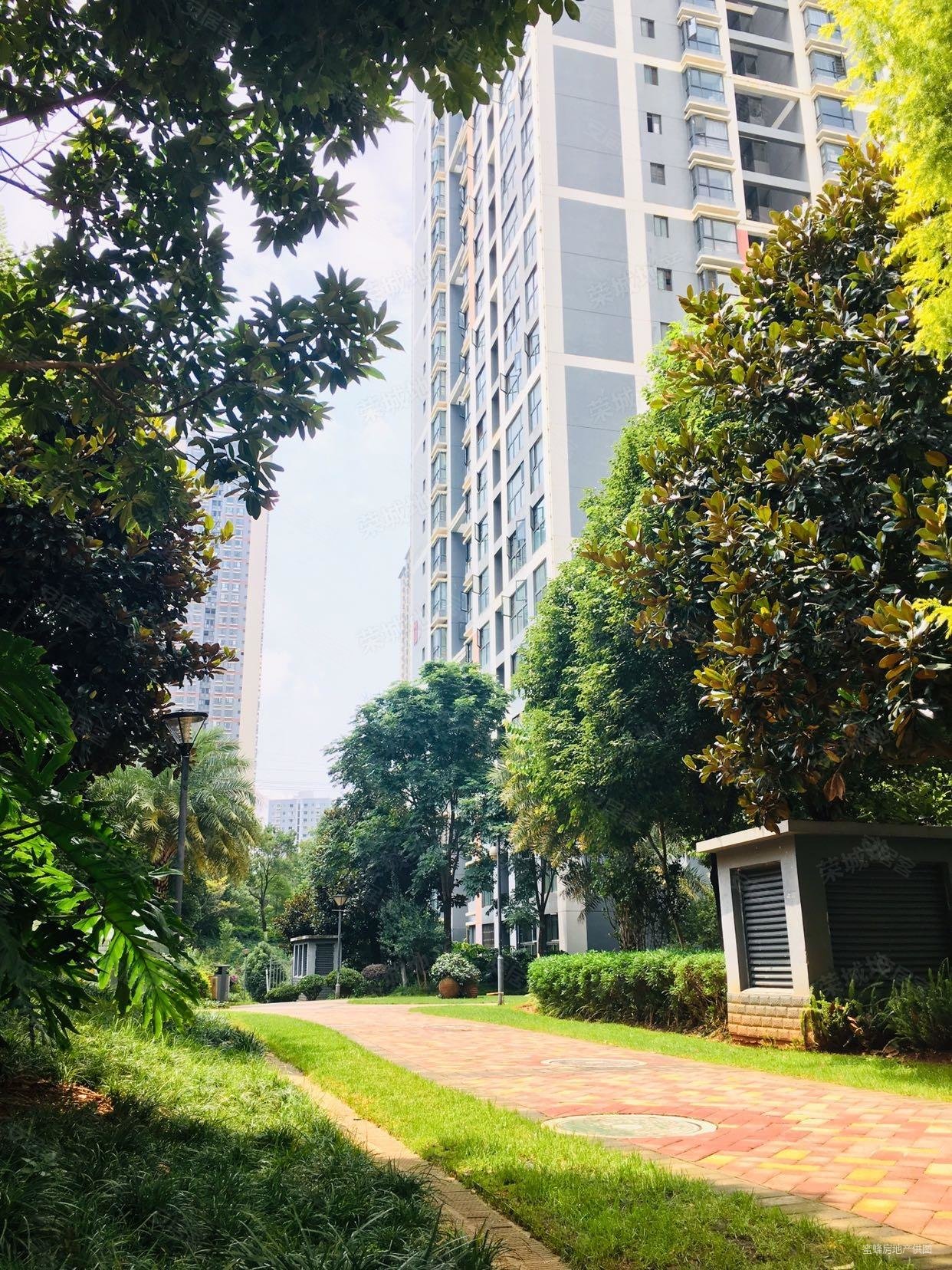 天怡峰景小区2室7754平售房