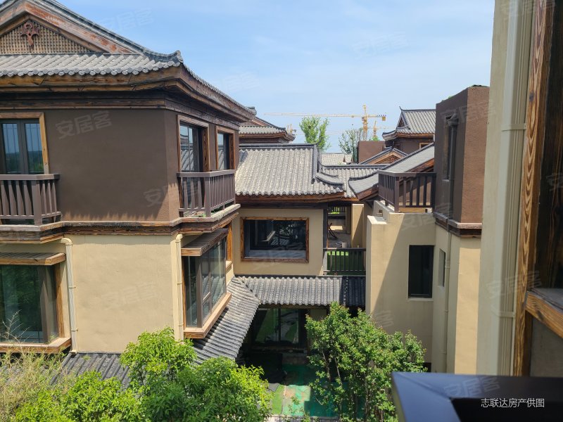 秦岭下 叠拼别墅 有花园 有露台 融创品质 环境优美,融创揽月府(别墅)